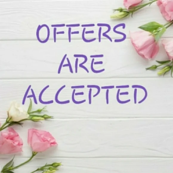 Lululemon high low t-shirt Size 4 white and green cactus short sleeve v-neckline - Picture 12 of 12